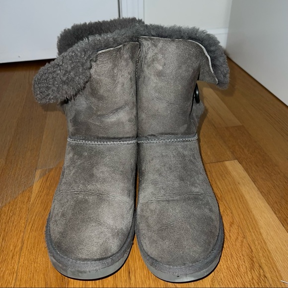 Bailey button uggs - Picture 4 of 7